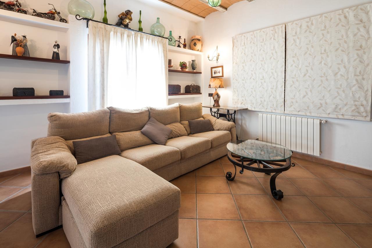 Senora Villa San Antonio (Ibiza)