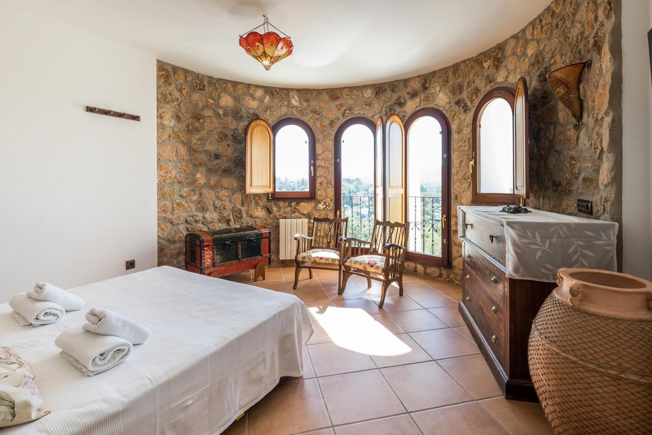 Senora Villa *