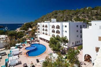 Aparthotel Puerto Cala Vadella 2*