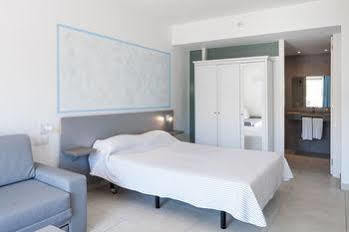 Puerto Cala Vadella Aparthotel Cala Vadella (Ibiza)