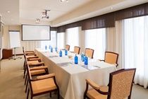 Royal Plaza Hotel 4*