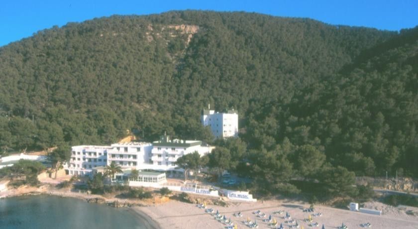 Aparthotel El Pinar 3*