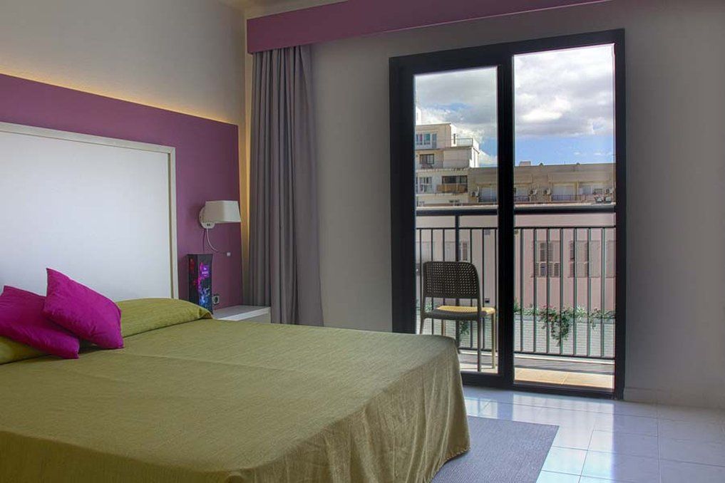 Hotel The Purple - Adults Only 3*