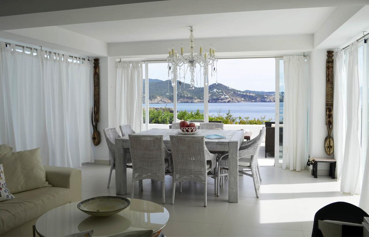 Can Blanc * Cala Comte
