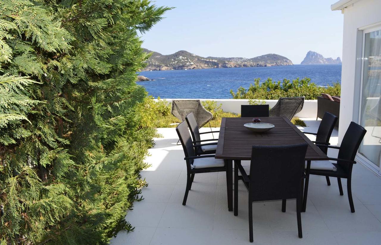 Can Blanc * Cala Comte