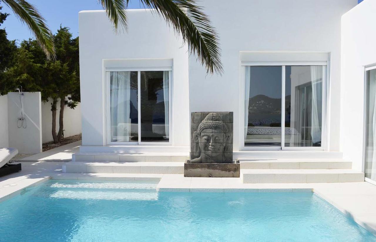 Can Blanc * Cala Comte