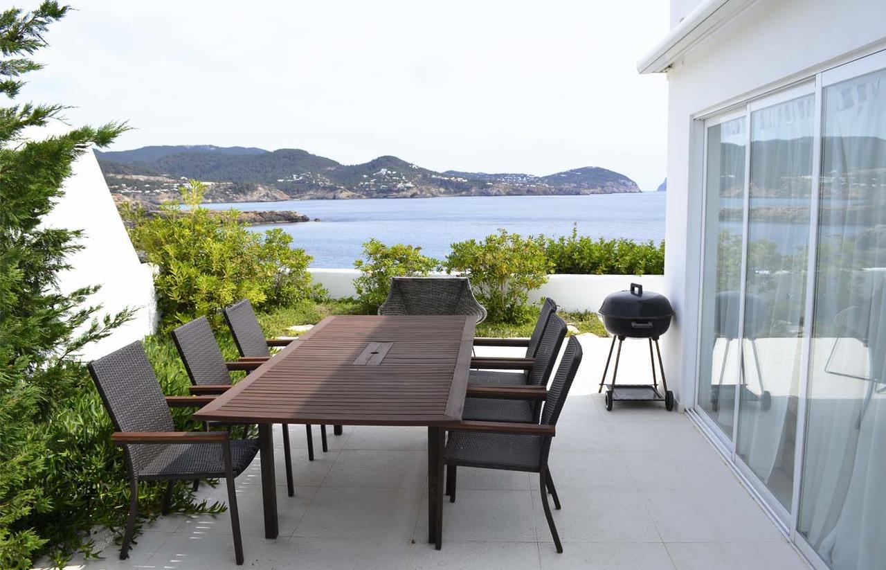 Can Blanc * Cala Comte