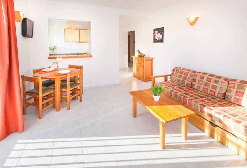 Hotel Typic Oasis Sa Tanca 2*