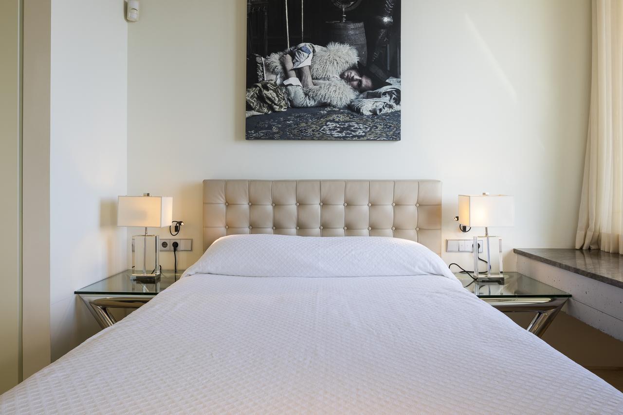 Villa Vagabunda Luxury 6 Bedroom For Rent *
