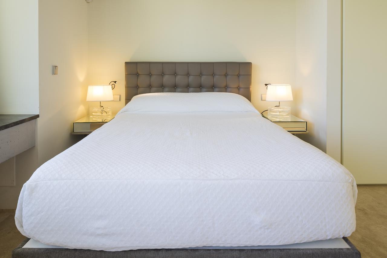Vagabunda Luxury 6 Bedroom For Rent *