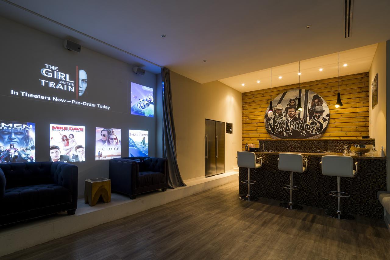 Vagabunda Luxury 6 Bedroom For Rent *