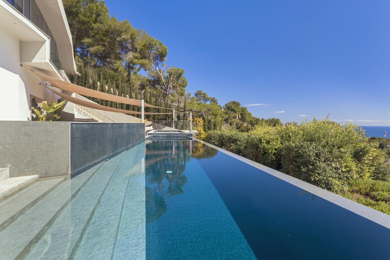 Vagabunda Luxury 6 Bedroom For Rent *