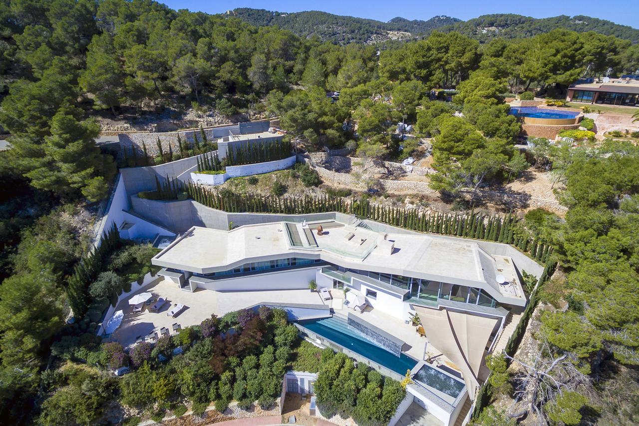Villa Vagabunda Luxury 6 Bedroom For Rent