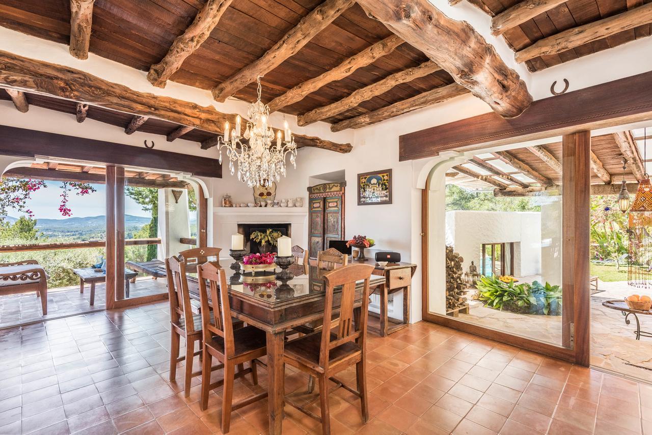Sun Door - Amazing 6 Bedroom With Private Pool Sant Carles de Peralta