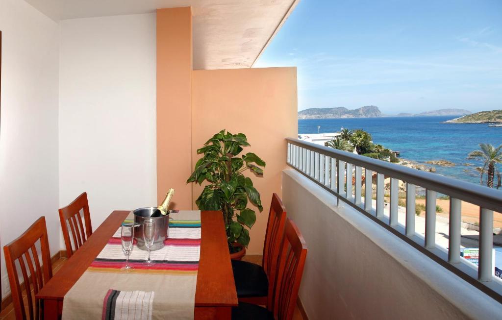 Typic Sandic Apartment