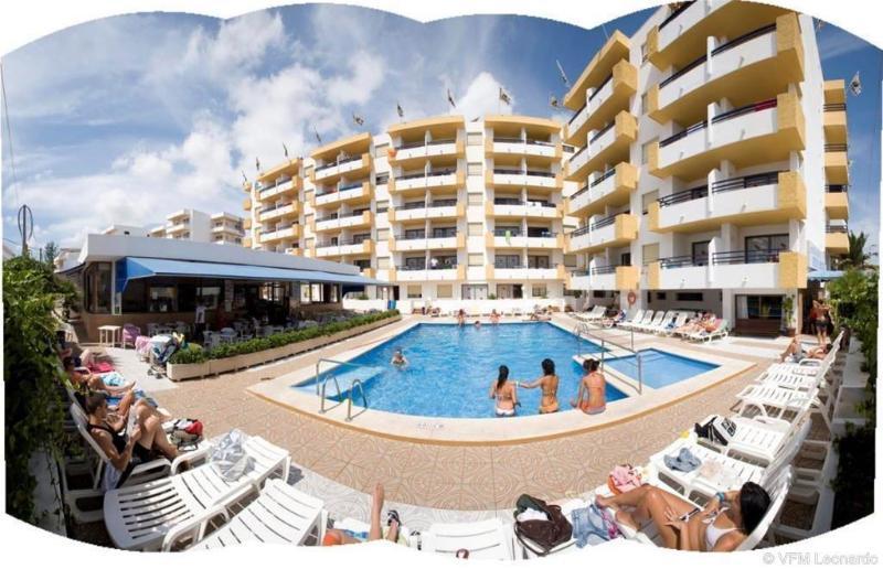 Poseidon Ii Hotel