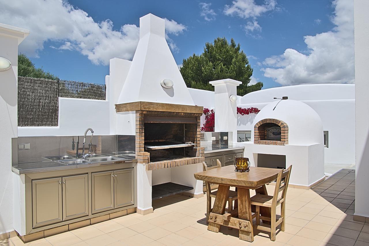 Villa Cheis Ibiza *