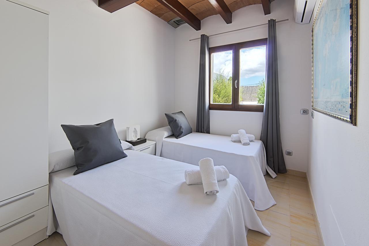 Cheis Ibiza Villa Santa Eularia des Riu