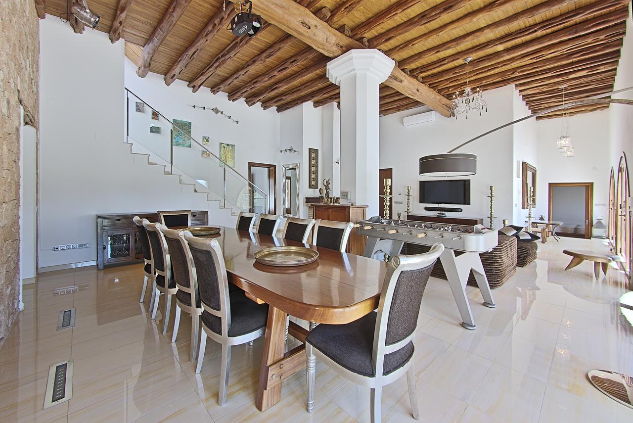 Cheis Ibiza Villa Santa Eularia des Riu