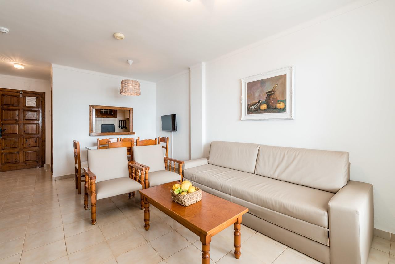 Pierre & Ros Ibiza Apartamento Santa Eulária des Riu