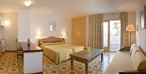 Bon Lloc Santa Eularia des Riu