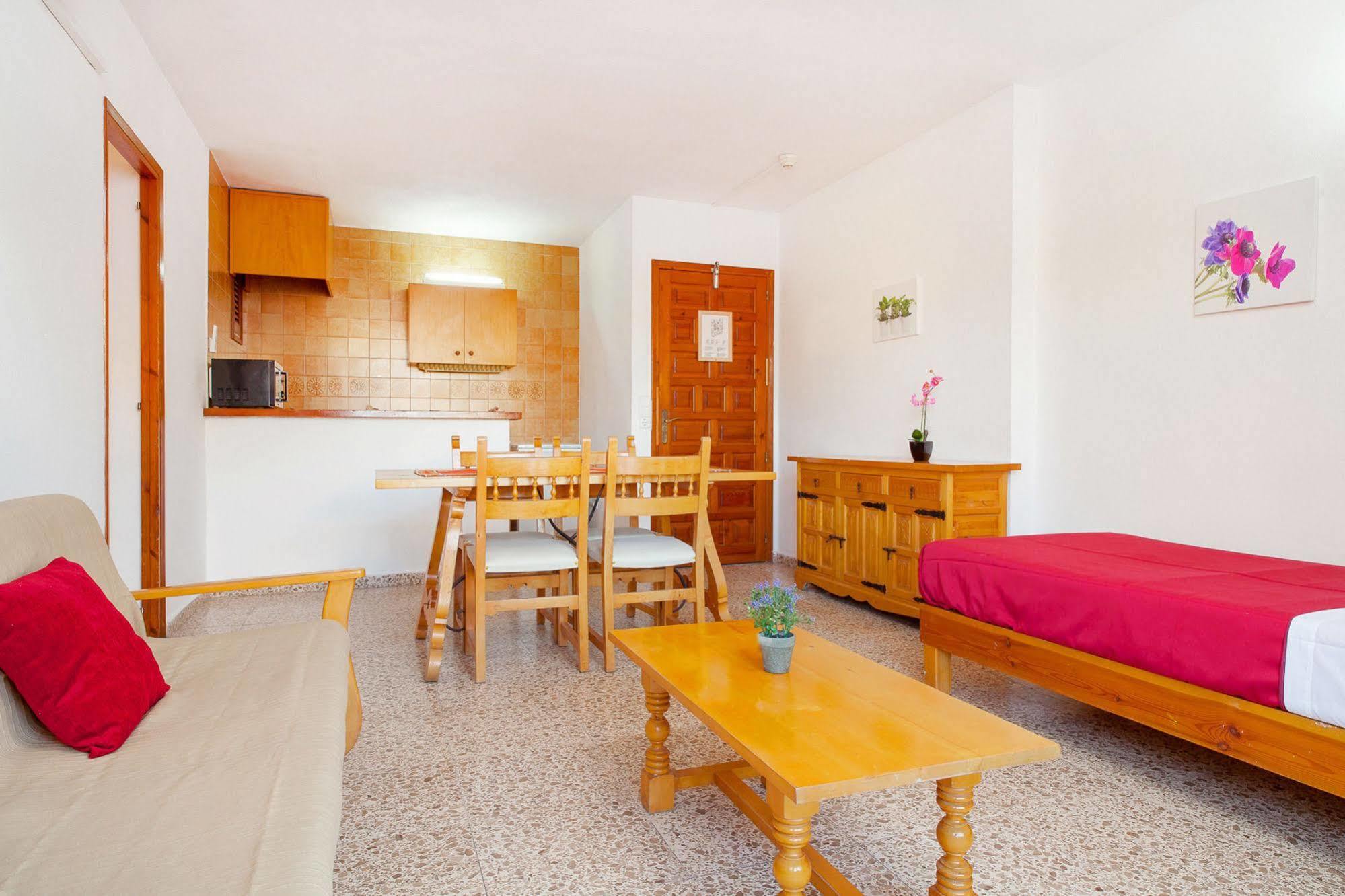 Puet 2* San Antonio (Ibiza)
