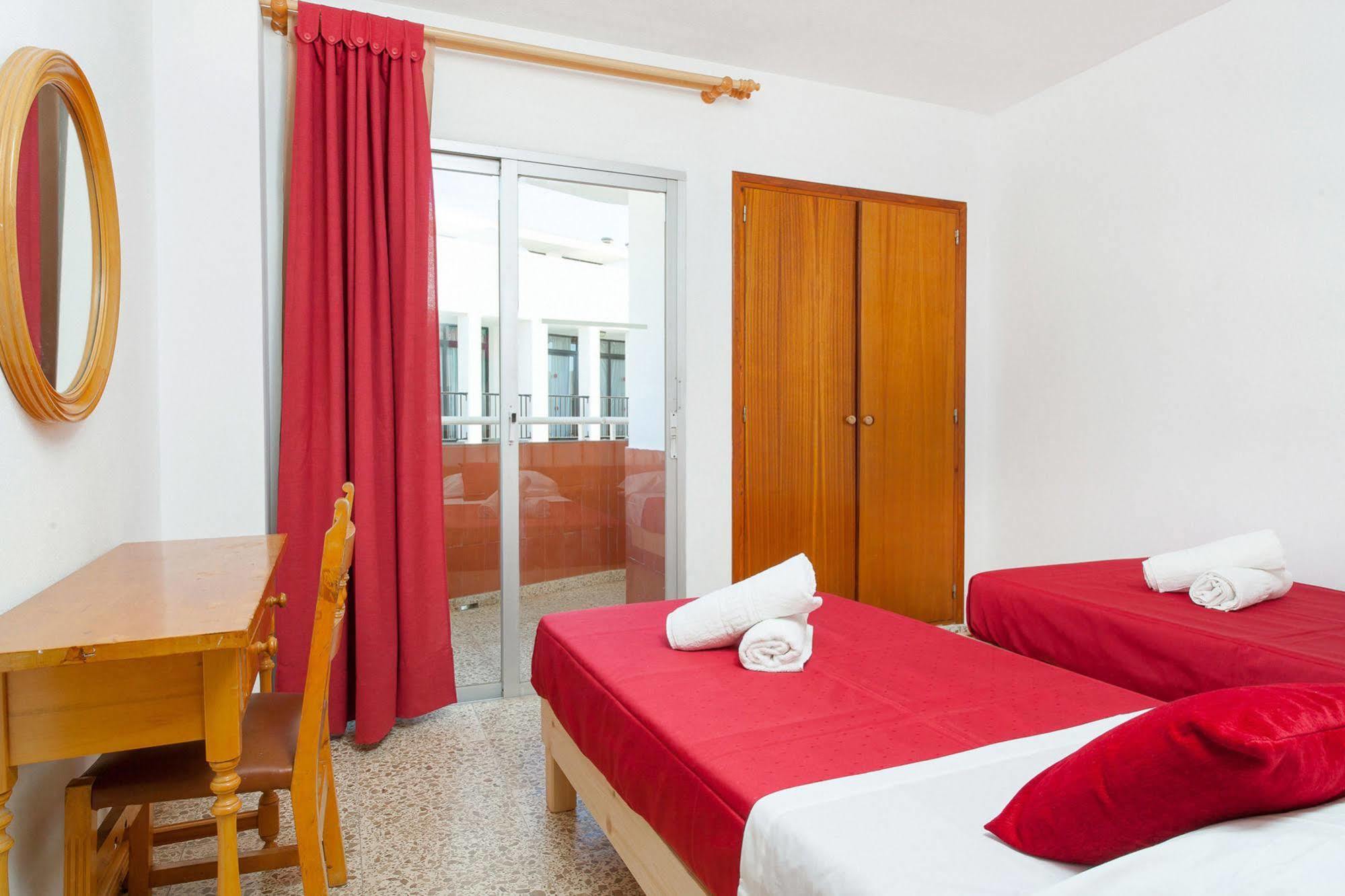 Aparthotel Puet 2*