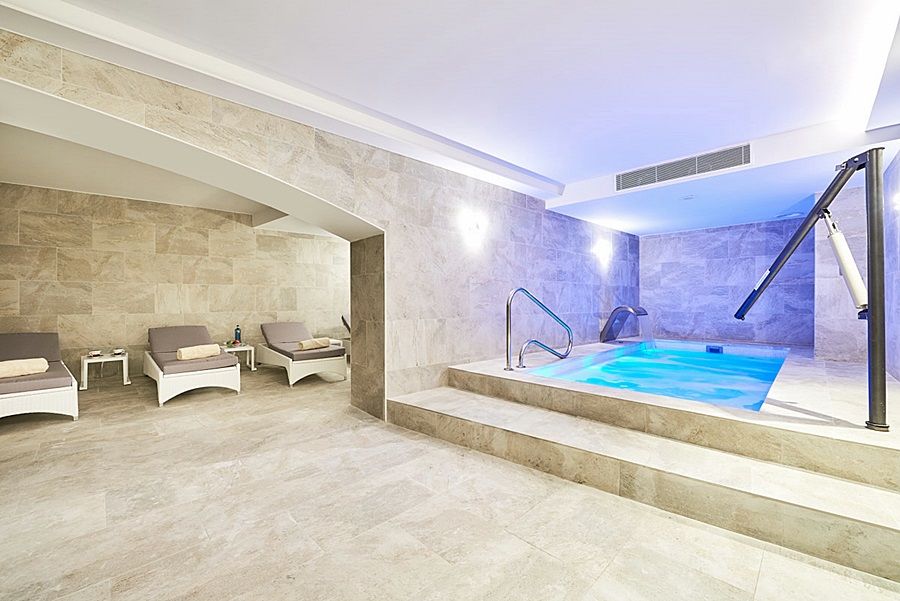 Hotel Eurostars 4*