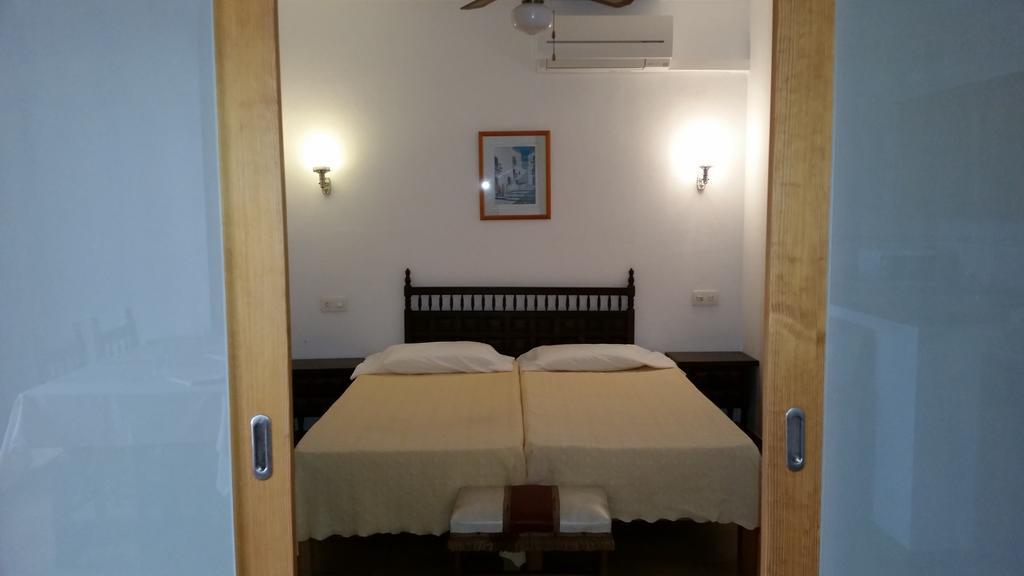 Aparthotel Vista Al Puerto San Antonio (Ibiza)