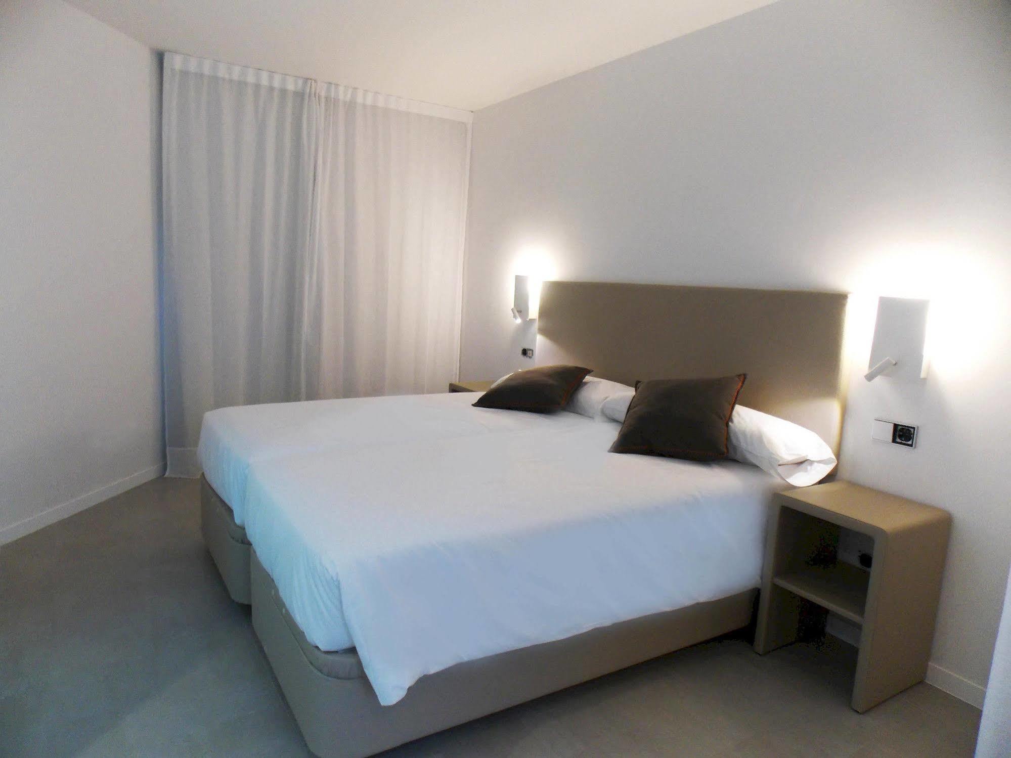 B-llobet Sun & Confort Hotel Ibiza Town