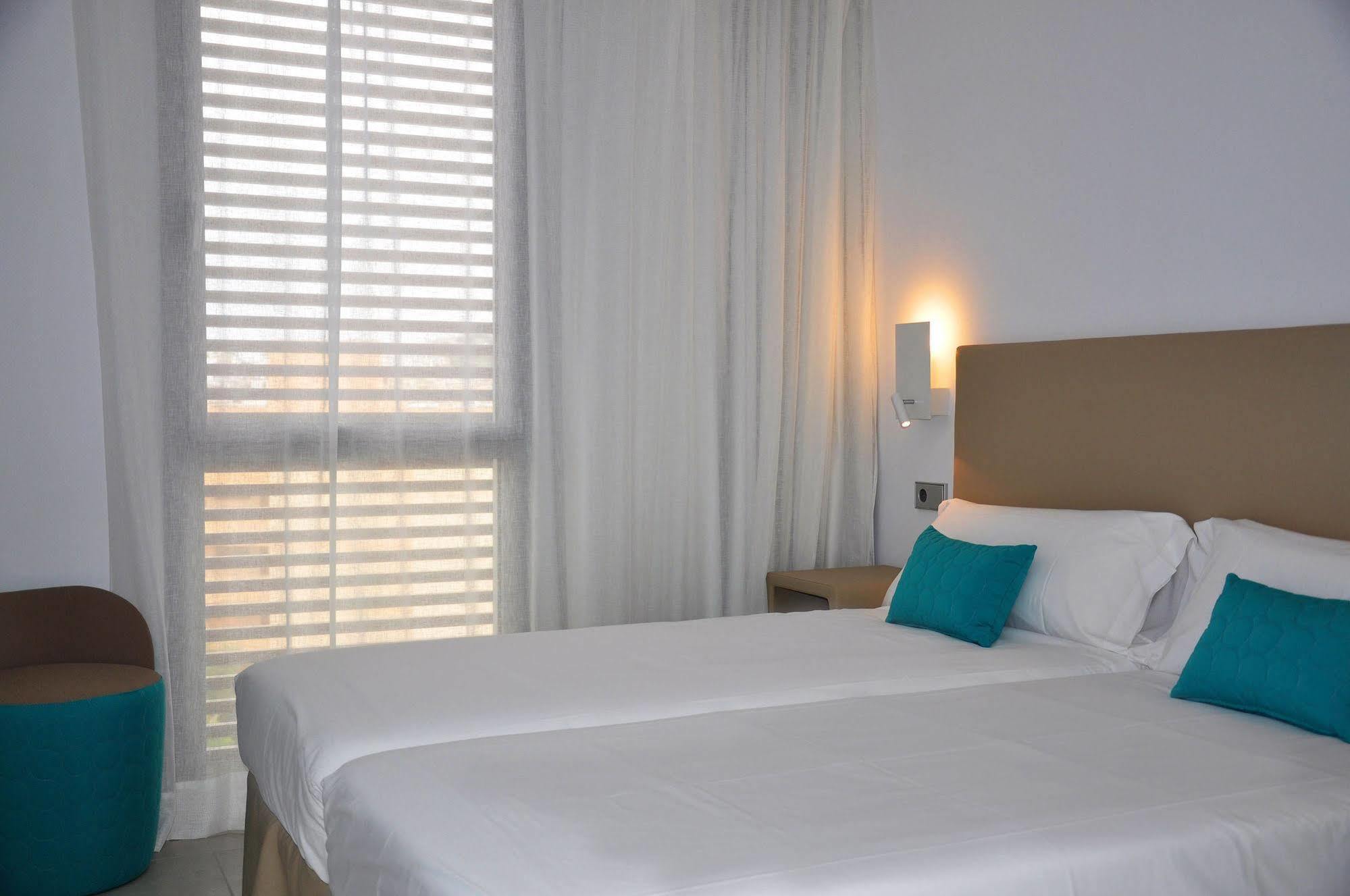 B-llobet Sun & Confort 4*