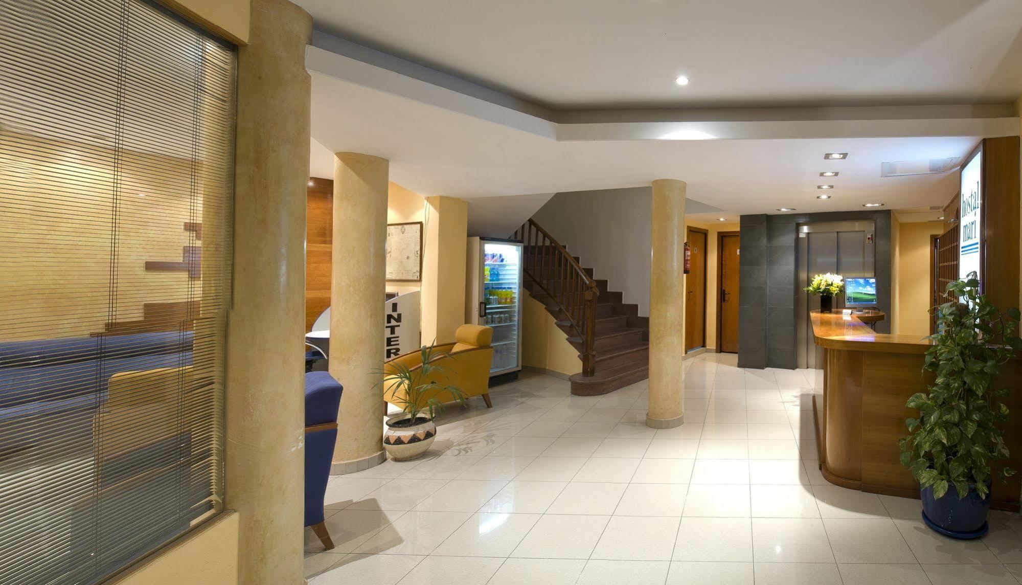 Hotel Mari 2*