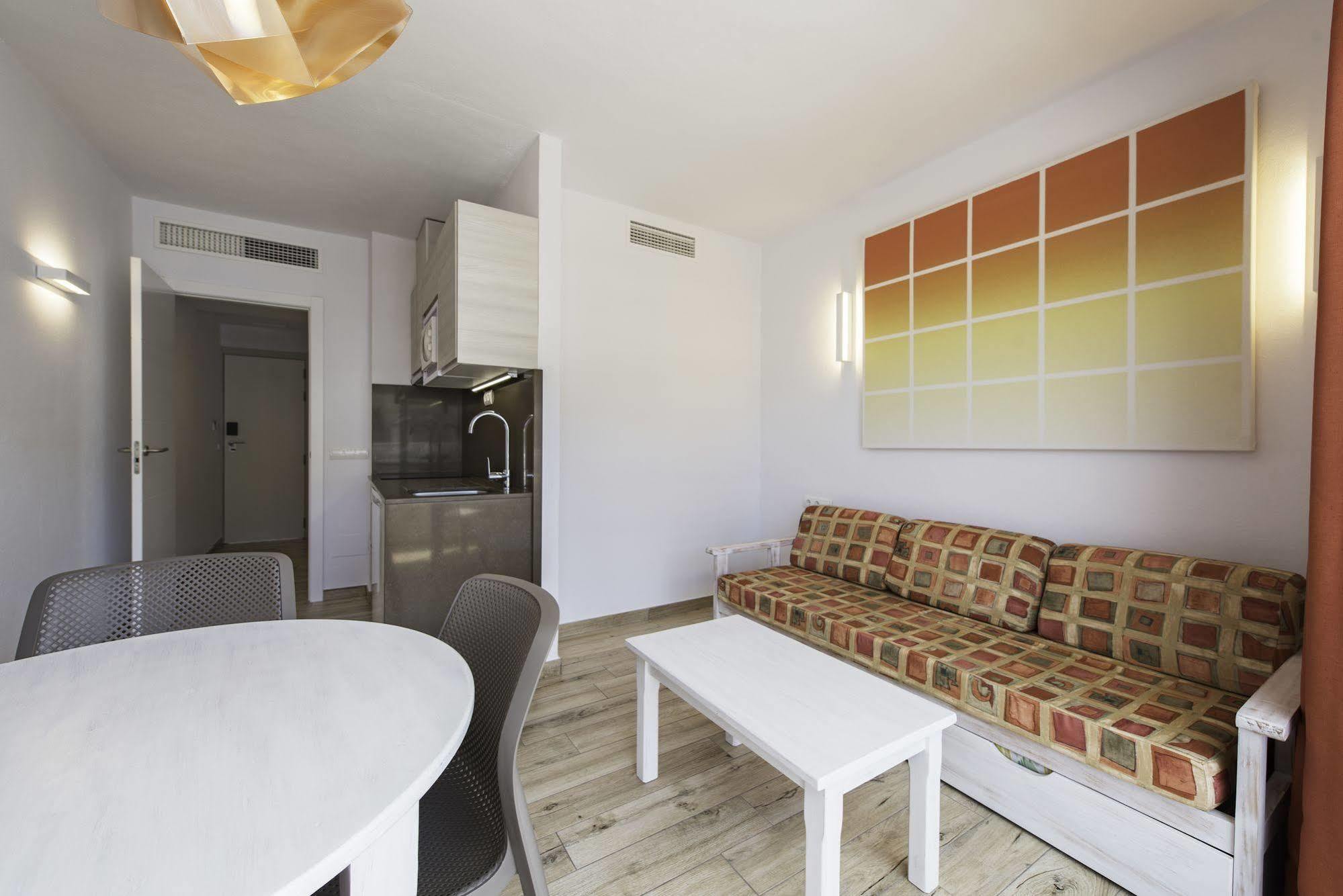Typic Oasis Sa Tanca