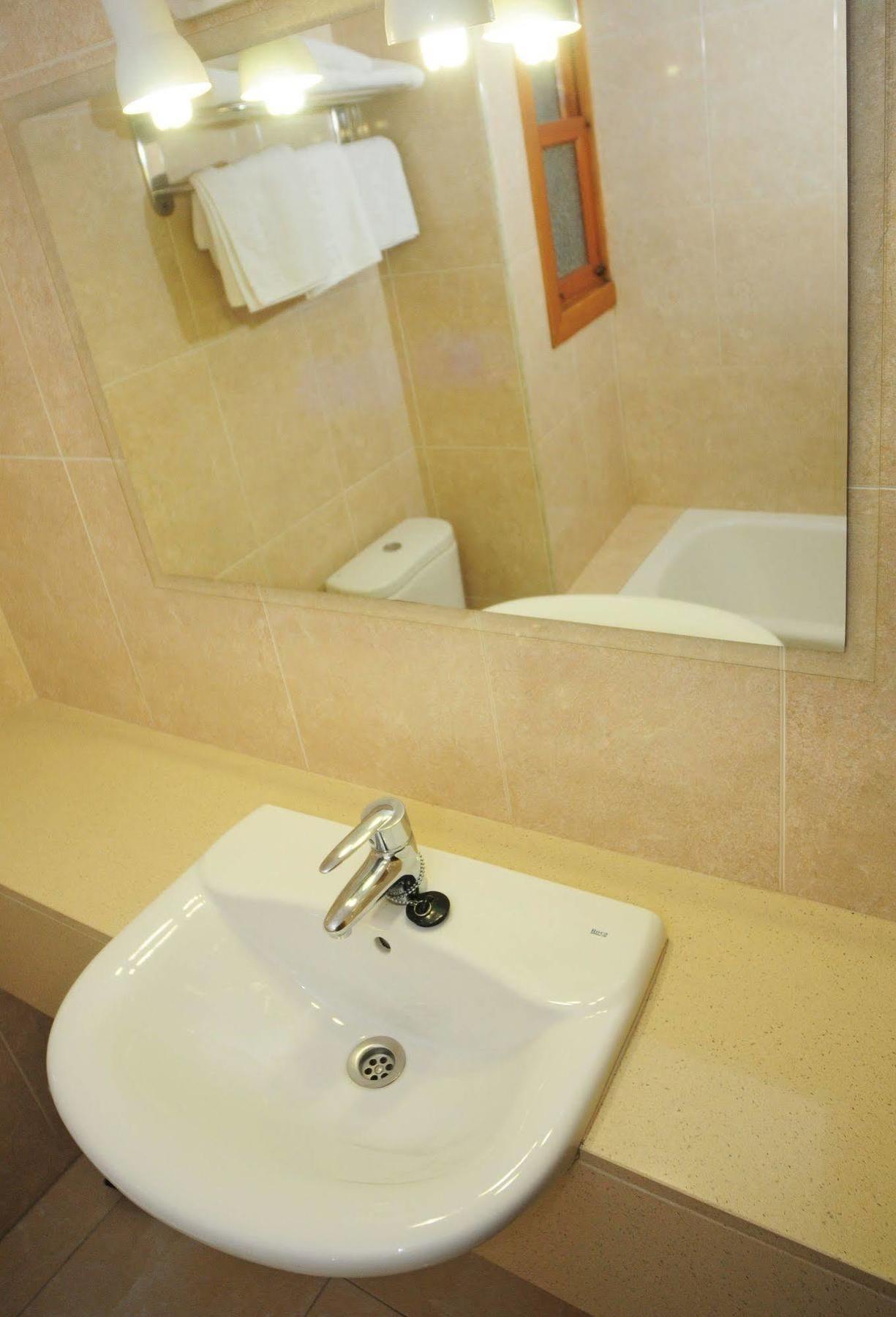 Hotel Avenida Ibiza Town