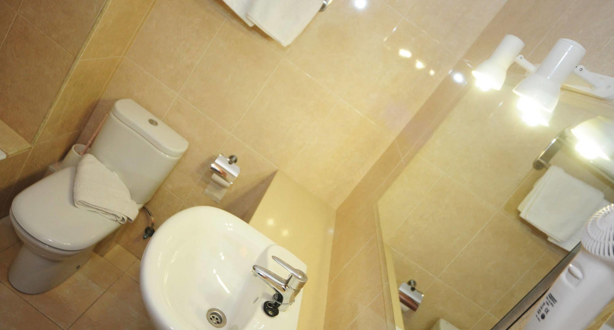 Hotel Avenida 3*