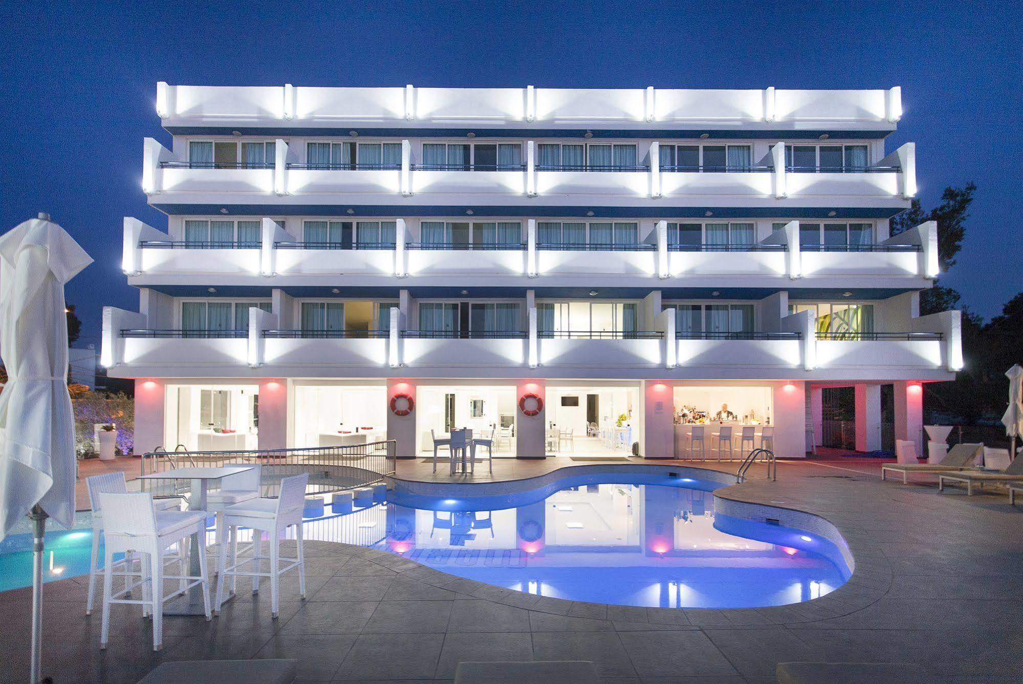 Marina Playa - Adults Only Apartment *