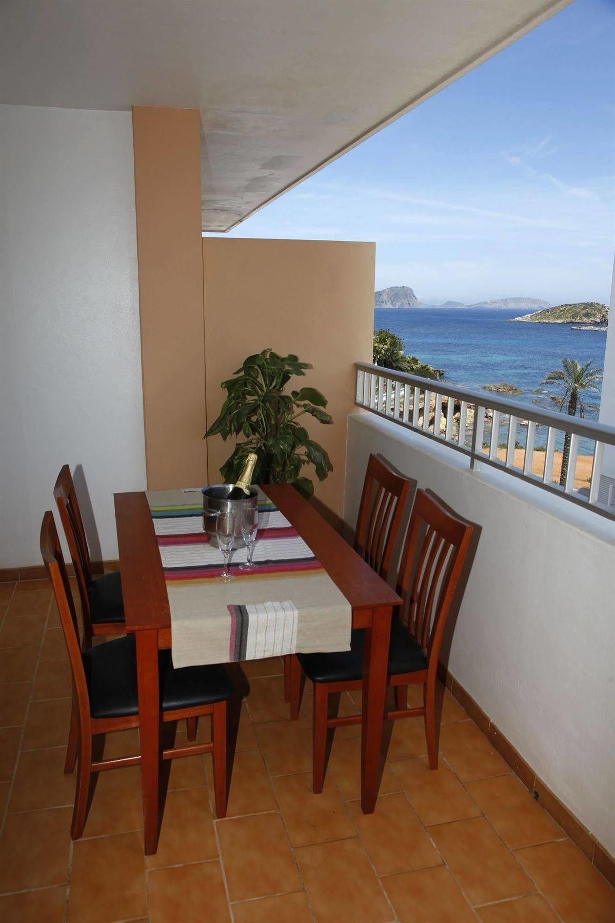 Typic Sandic Apartment
