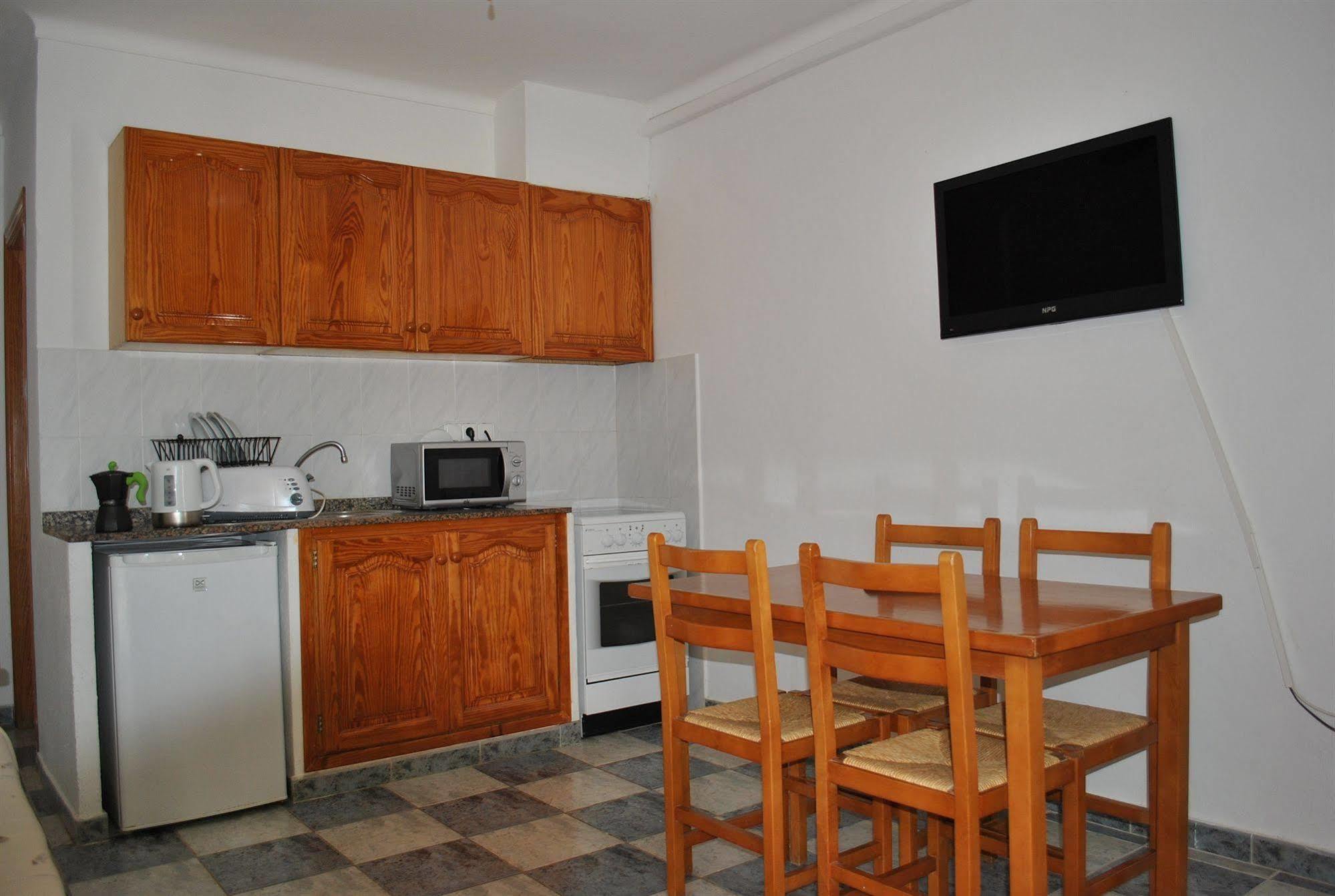 Apartamentos G.P. Junto Al Mar *