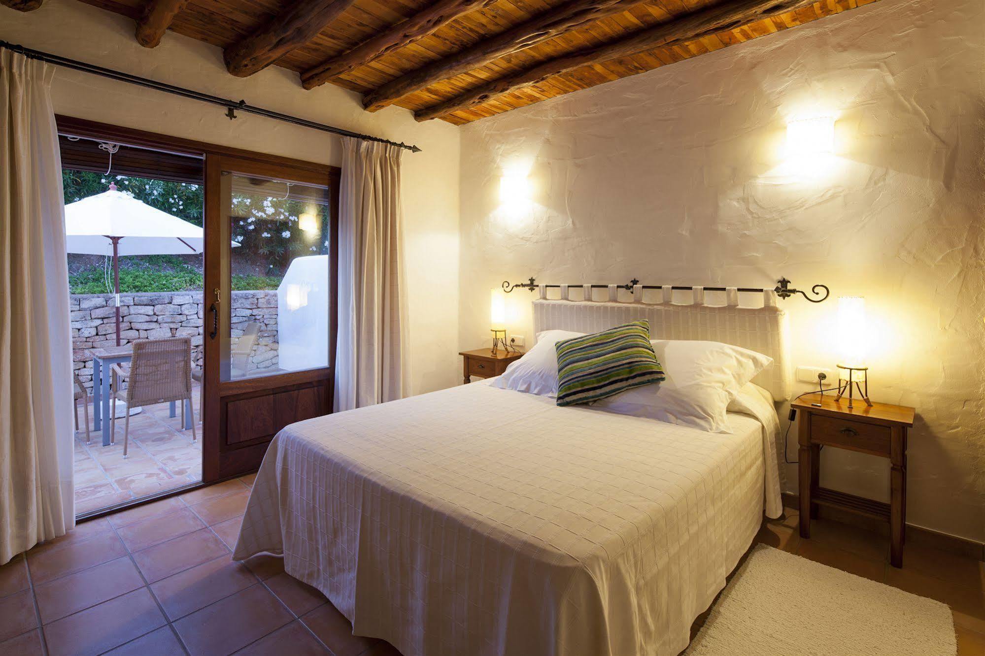 Planells Farm stay *