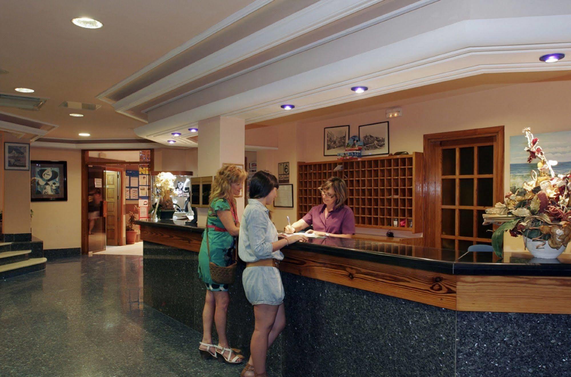 Nereida 3* San Antonio (Ibiza)