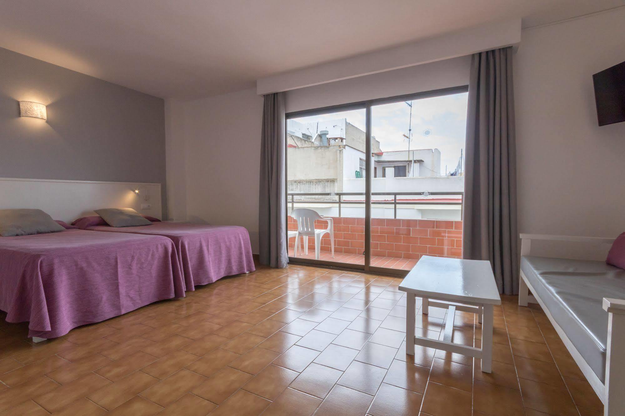 Orosol 2 By Typic Sant Antoni de Portmany