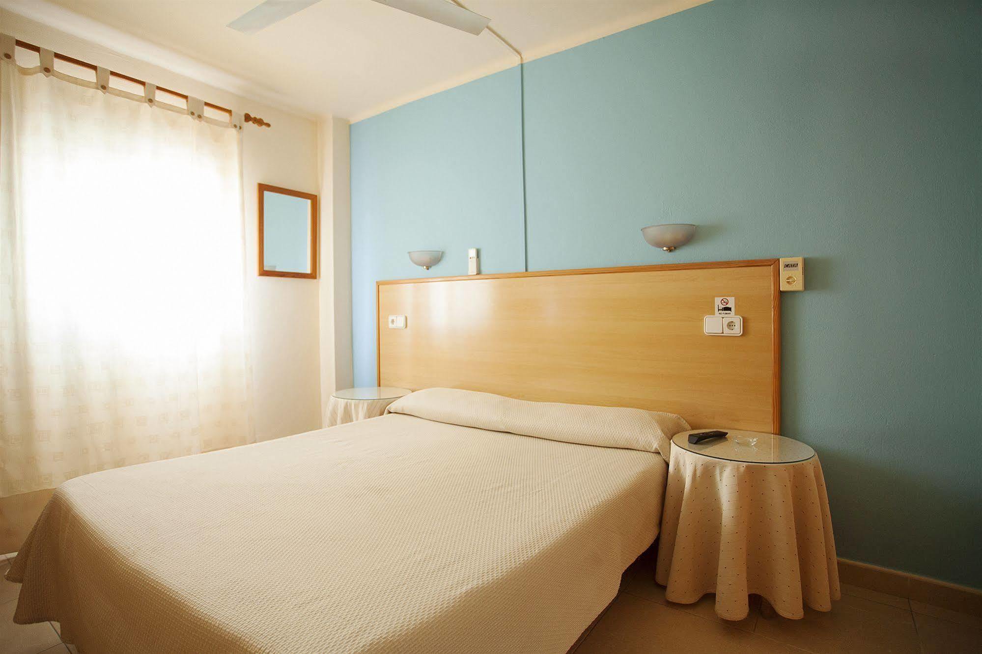 Residencia Europa Punico Casa de hóspedes
