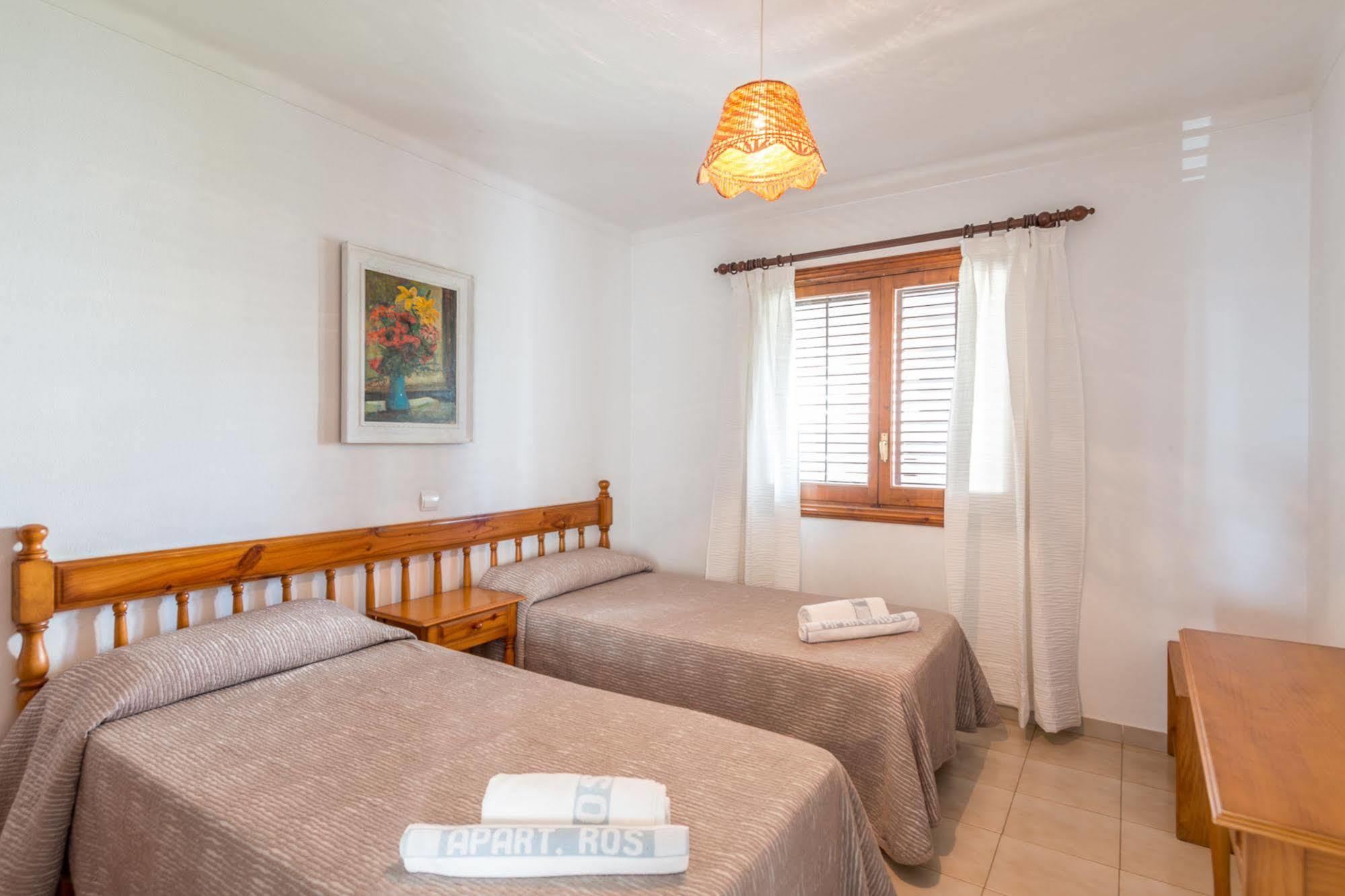 Pierre & Ros Ibiza Apartamento Santa Eulária des Riu