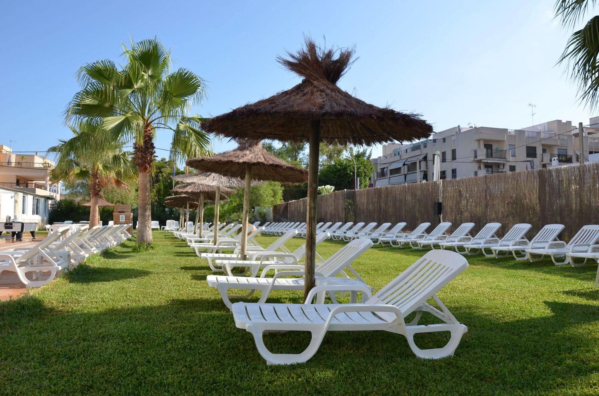 Vibra - Adults Only Aparthotel 2*