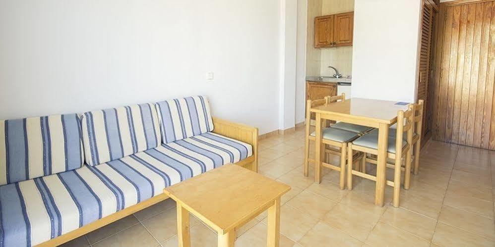 Wi-ki-woo (adults Only) Apartahotel 2*