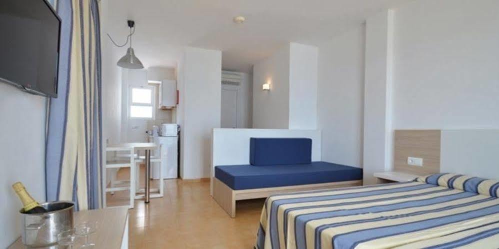 Apartahotel Wi-ki-woo (adults Only) San Antonio Abad