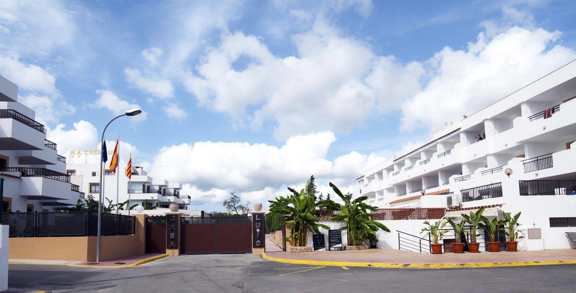 Aparthotel Casa Luis 4*