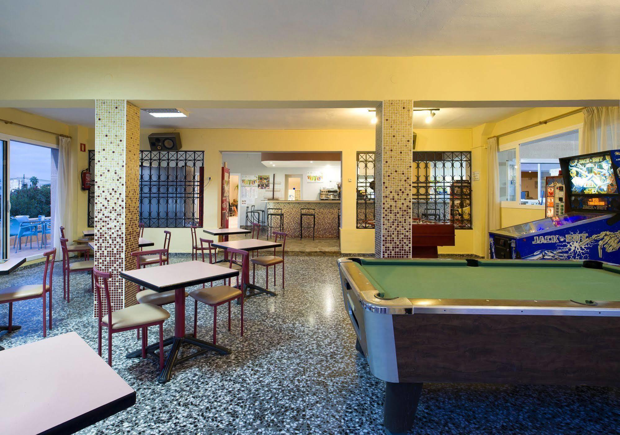 Anibal - Ab Group Guest house San Antonio (Ibiza)