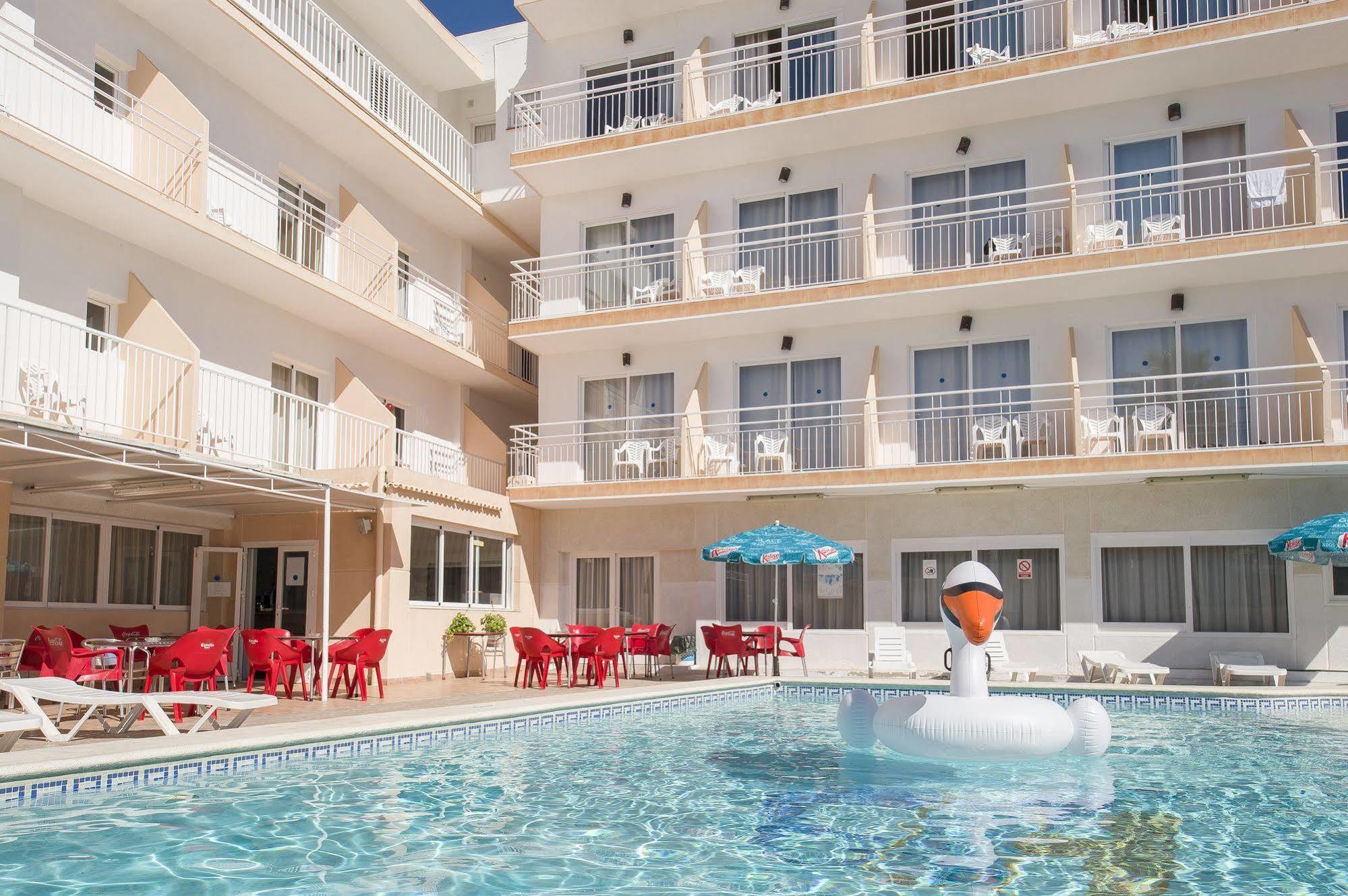Anibal - Ab Group Guest house San Antonio (Ibiza)