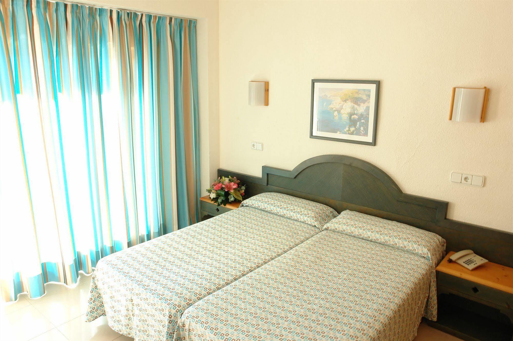 Hotel Invisa Es Pla - Adults Only San Antonio (Ibiza)